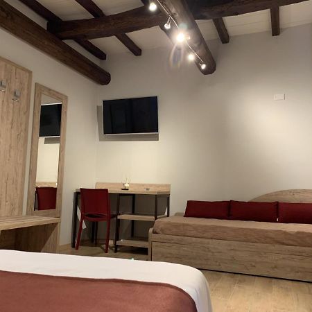 Otto Agriturismo オットビアーノ エクステリア 写真